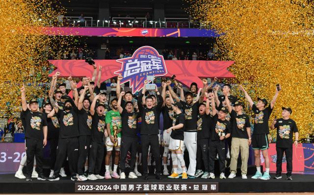 8868体育足球直播免费观看-【观察】CBA迎来辽宁王朝 接下来目标四连冠